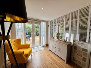 Photo 11- click for photo gallery